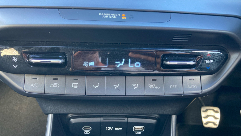 Hyundai BAYON 1.0 TGDi Premium 5dr Petrol Hatchback